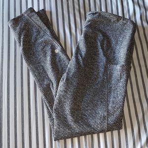 High waisted leggings